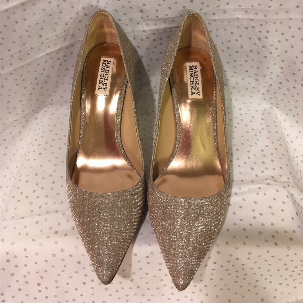 New Badgley Mischka Noel Heels